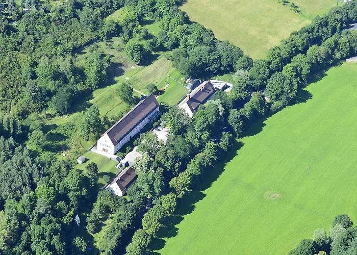 Land- Und Golfhotel Alte Fliegerschule